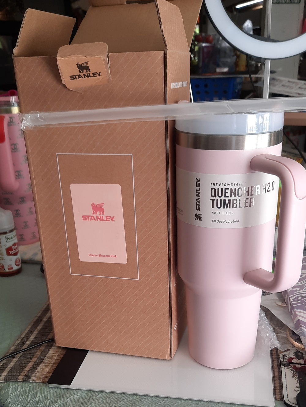 Stanley Quencher H2.0 Tumbler - Cherry Blossom Pink